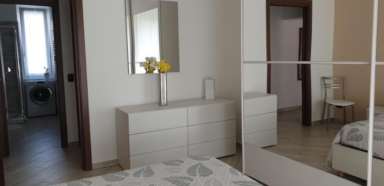 Karina House - Комо Экстерьер фото